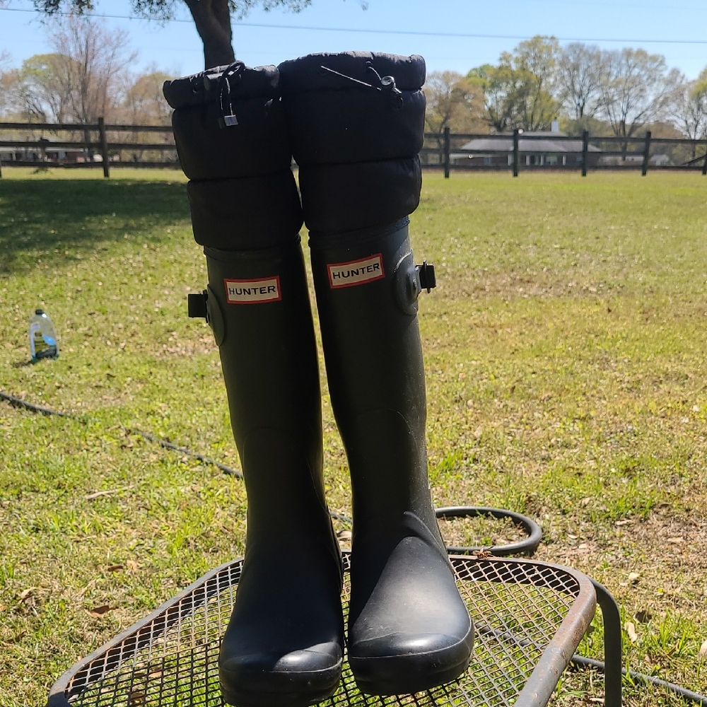Hunter Black Tall Rain Boots with Puffer Cuffs
